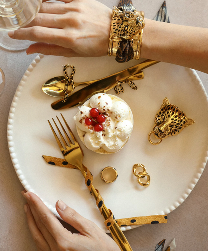 Broche Léopard émaillée 金色琺瑯獵豹胸針