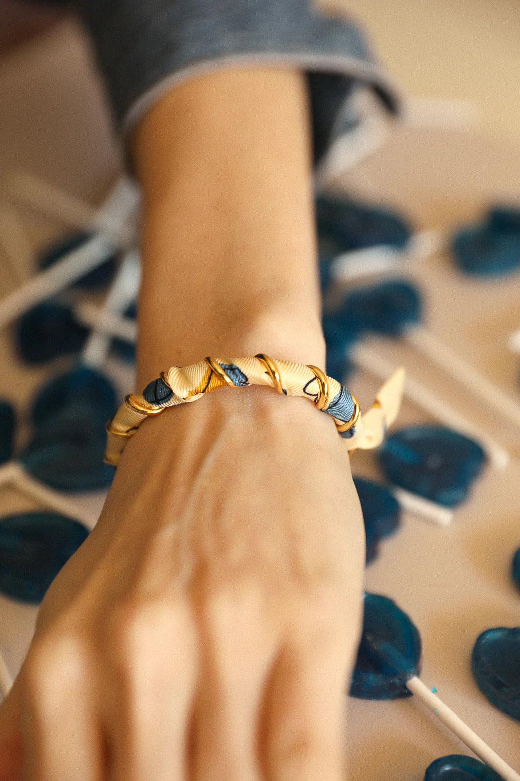 Les Mots Bleus 1cm Ribbon Bracelet