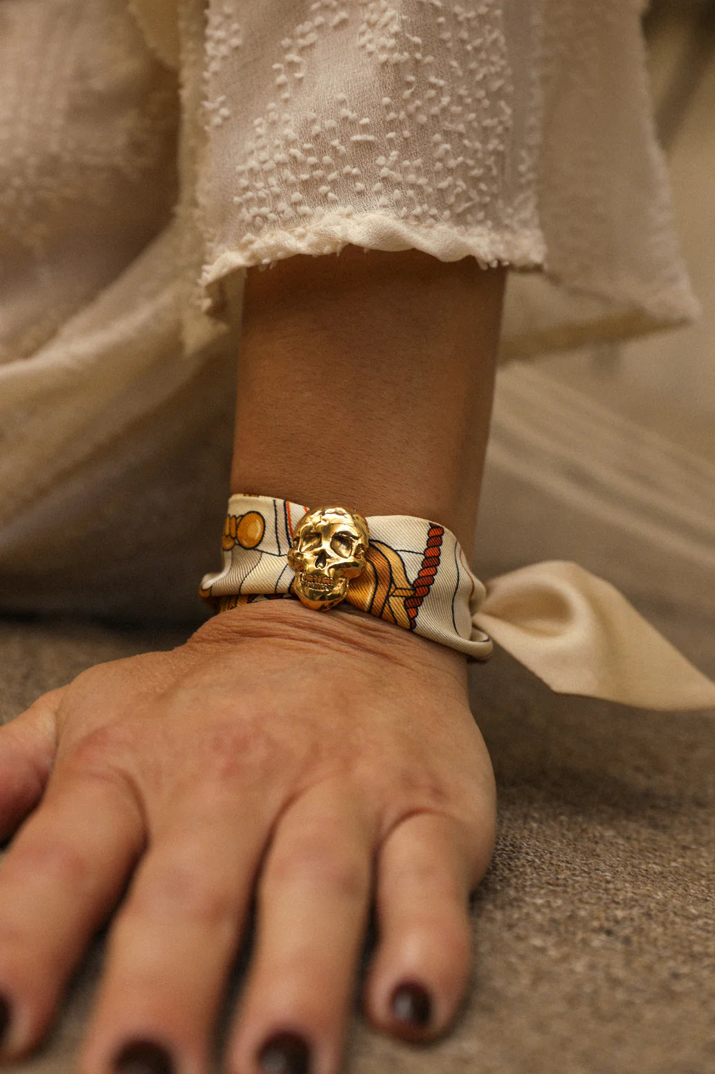 Adresse Inconnue Snow Unknown Land 4cm Ribbon Bracelet