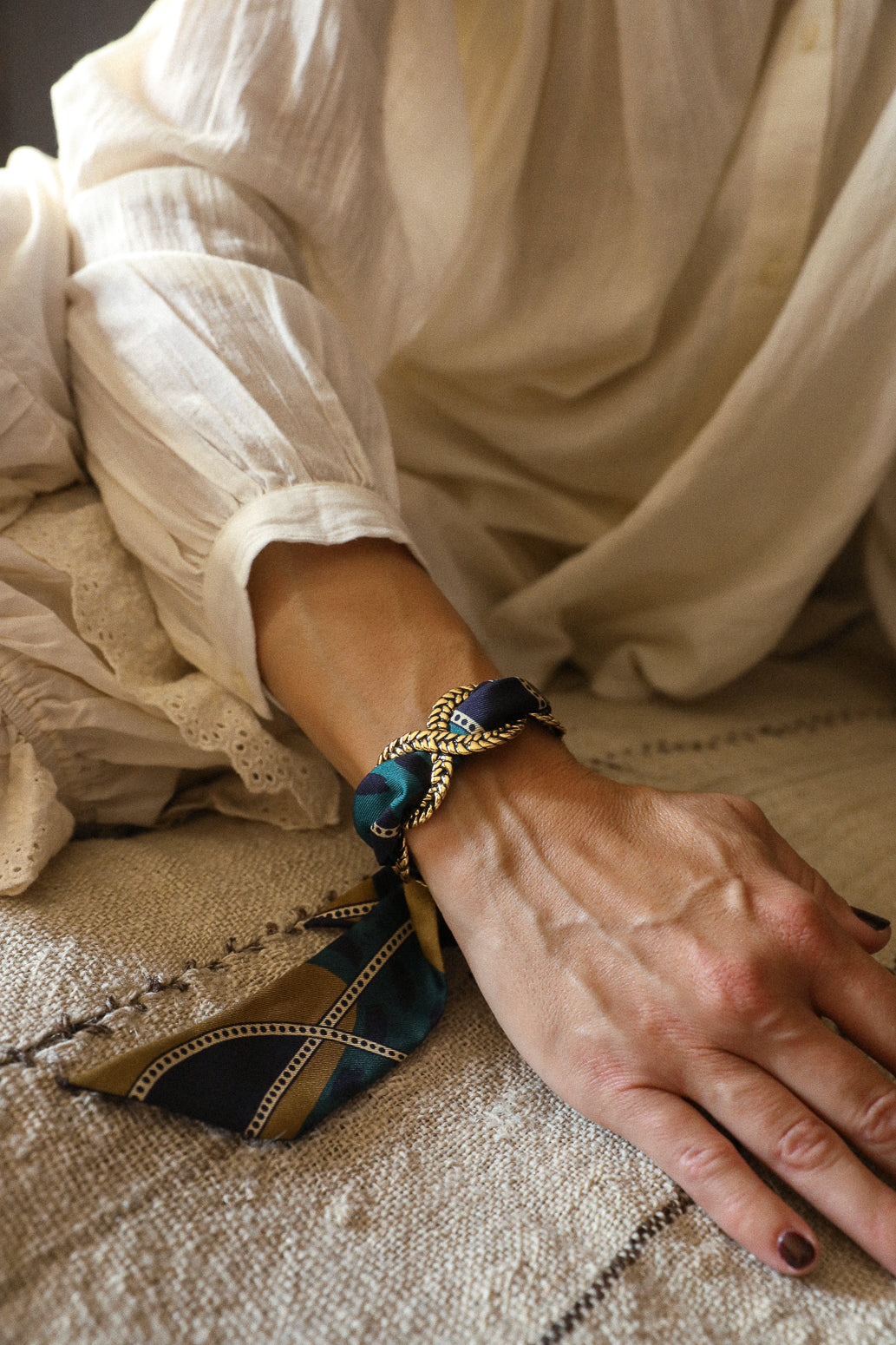 Chapanoir (Olive) 4cm Ribbon Bracelet