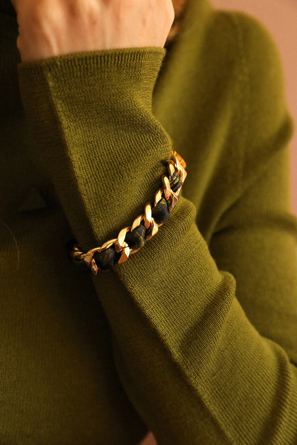 Serpents Kaki 叢林蛇影 1cm真絲手鐲