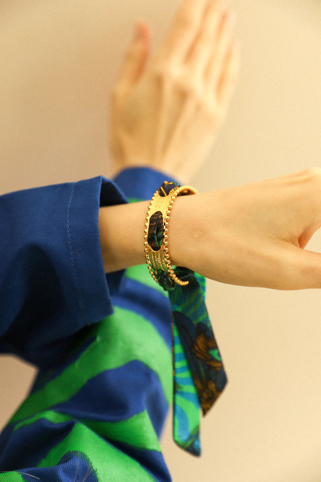 Parrot neutral parrot 2cm ribbon bracelet
