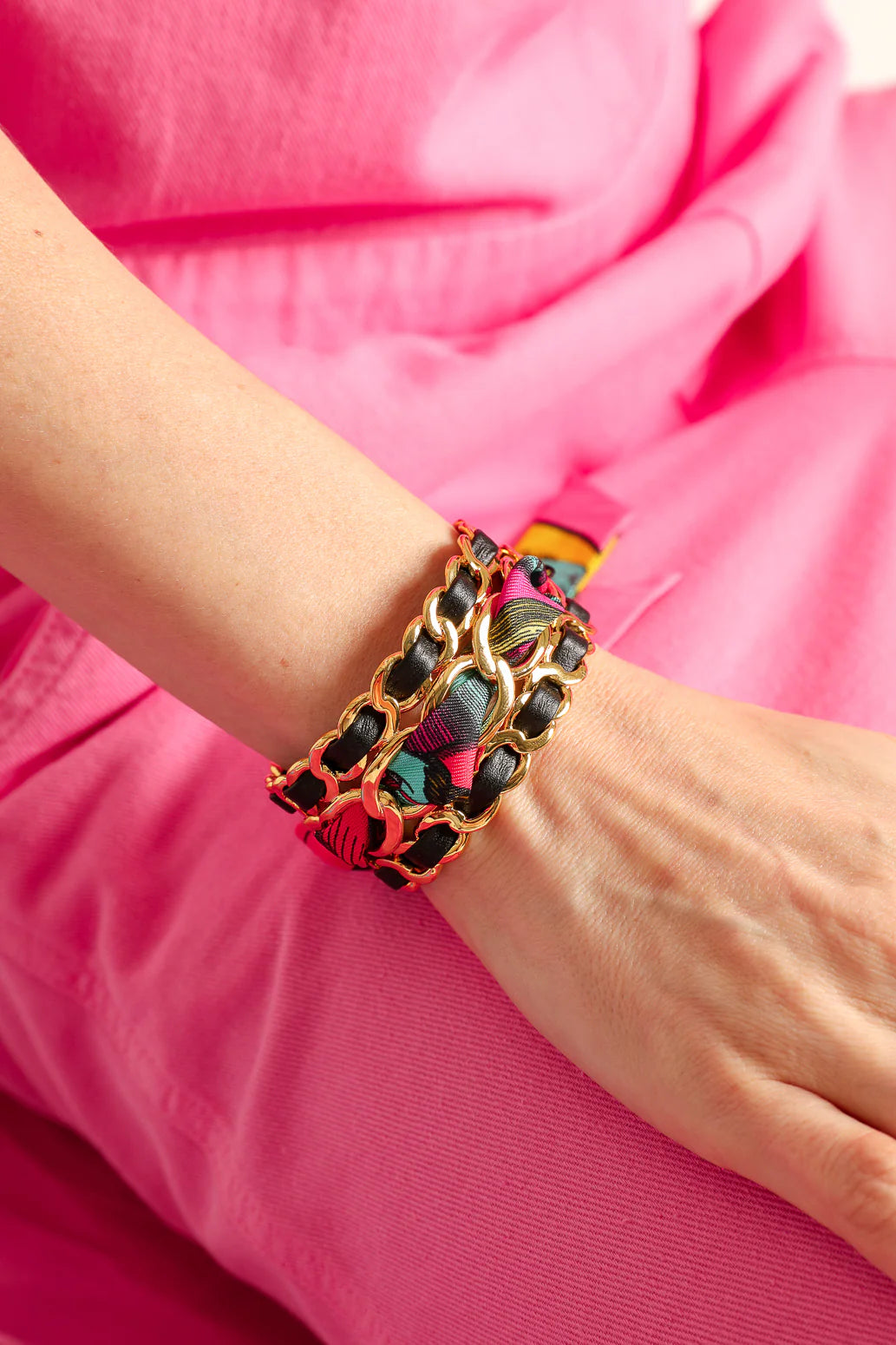 Parrot neutral parrot 2cm ribbon bracelet