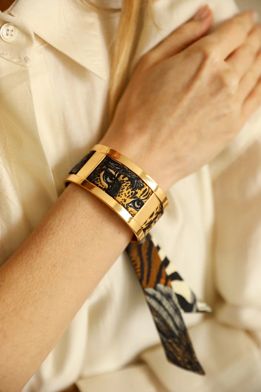 Parrot neutral parrot 2cm ribbon bracelet