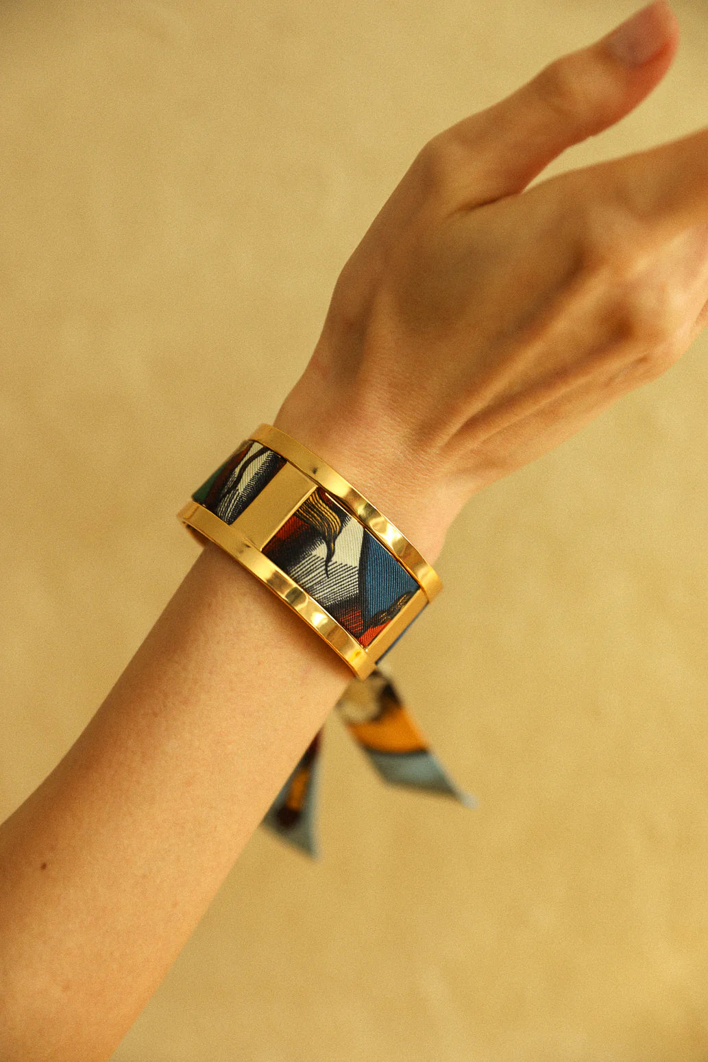 Parrot neutral parrot 2cm ribbon bracelet