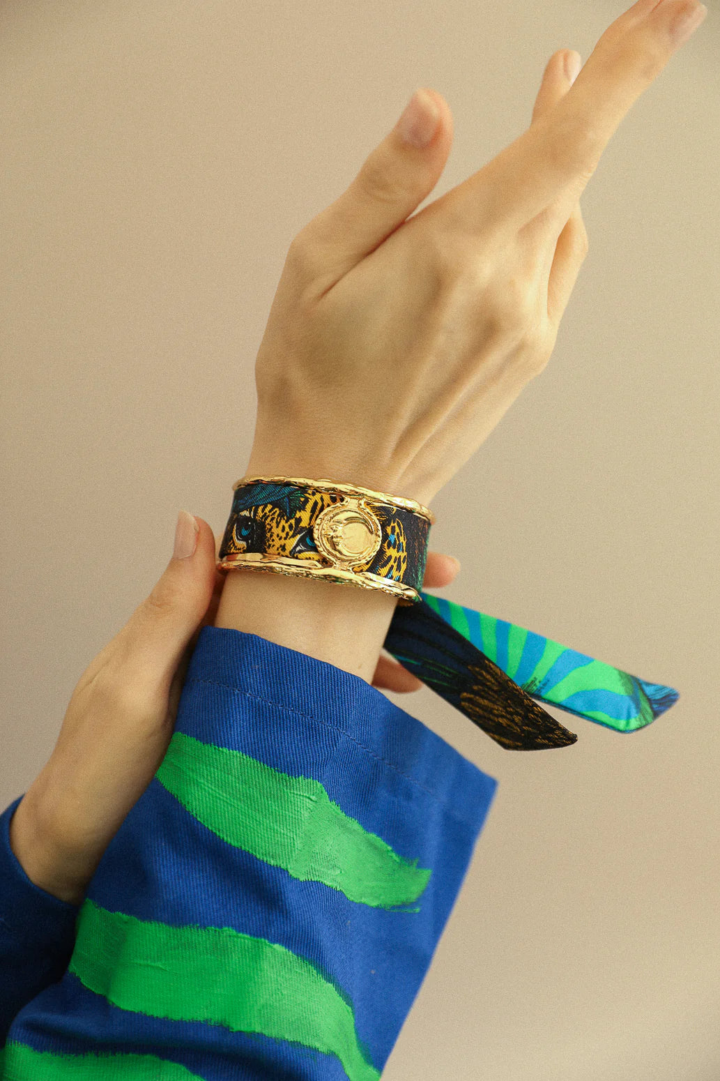 Parrot neutral parrot 2cm ribbon bracelet