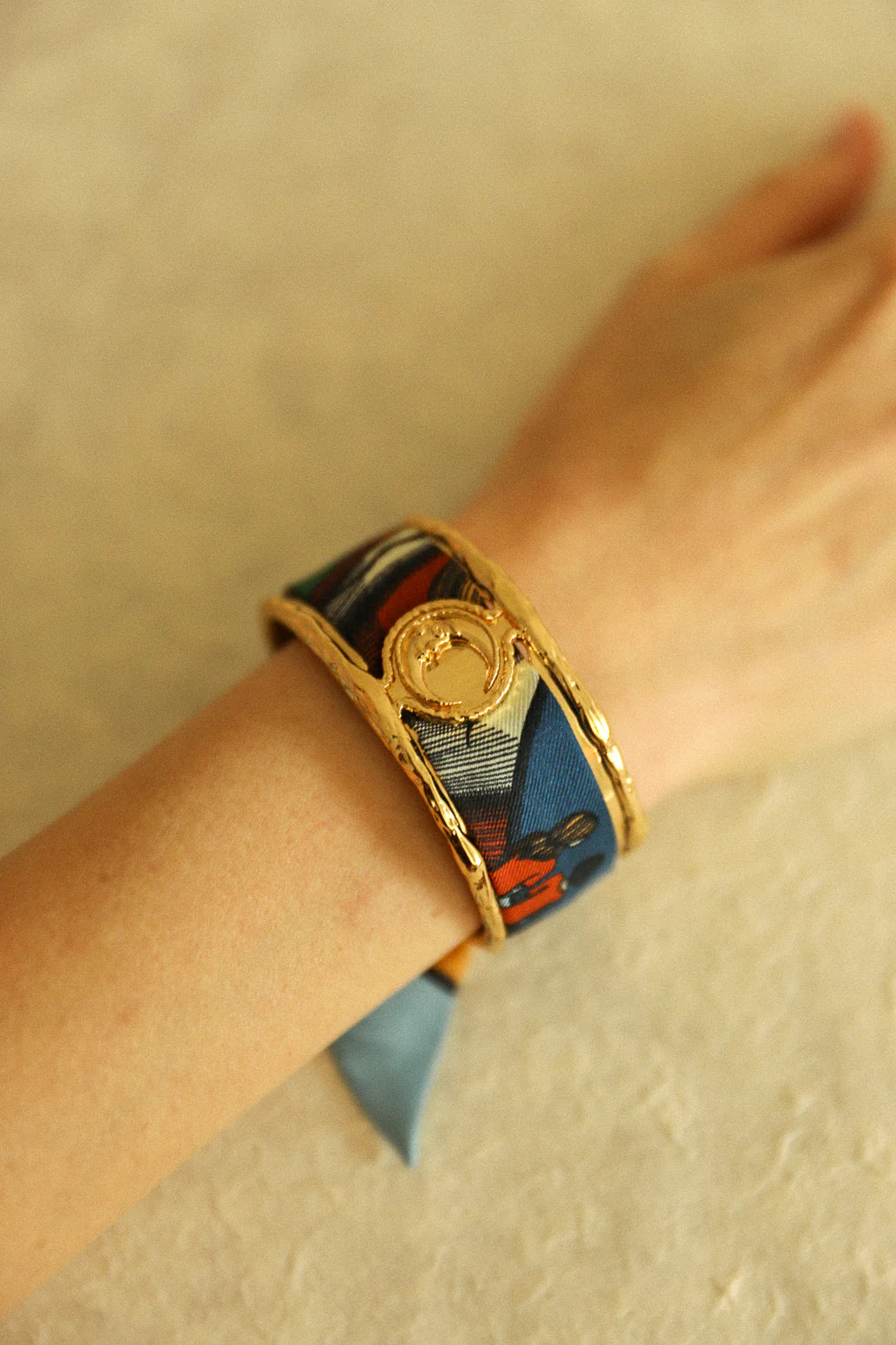 Parrot neutral parrot 2cm ribbon bracelet
