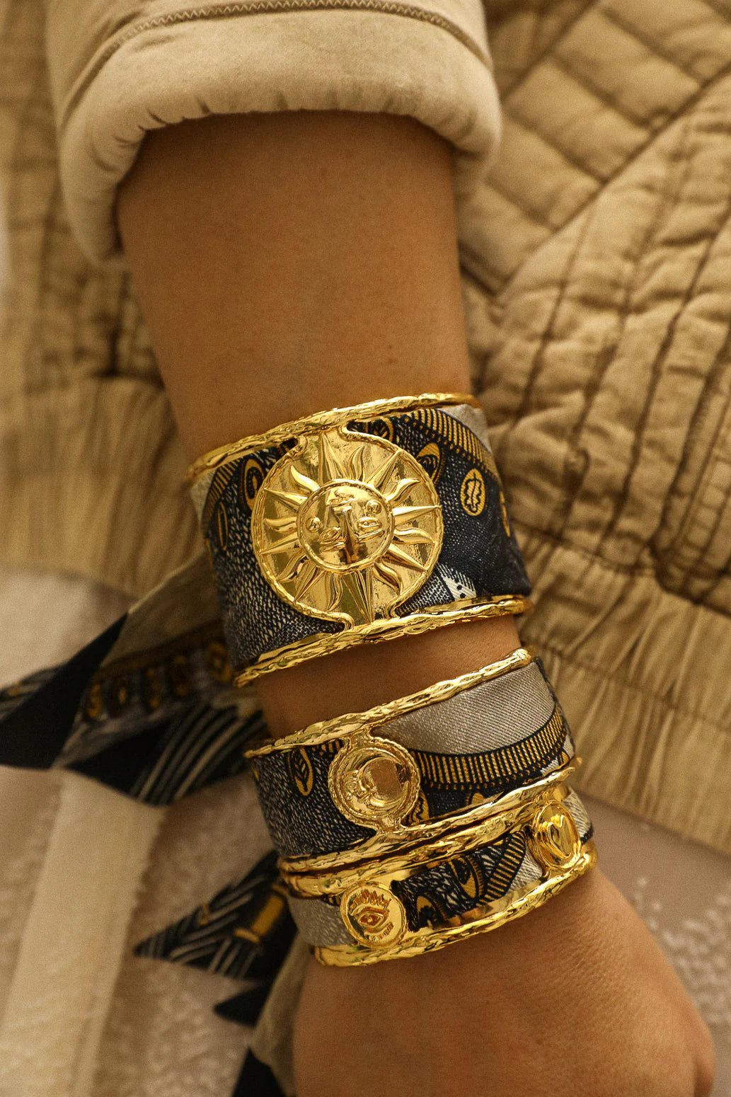 Cerf Bohème Black 2cm Silk Ribbon Bracelet