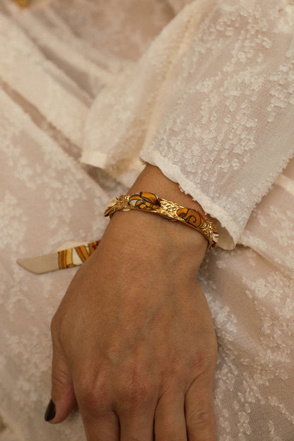 Adresse Inconnue Snow Unknown Land 1cm Ribbon Bracelet