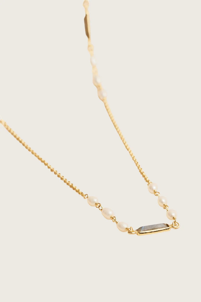 Taima Labradorite Pearl Necklace