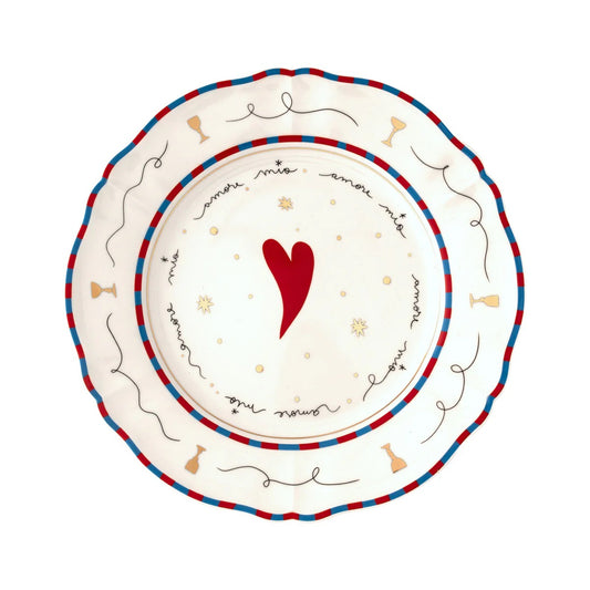 Heart-patterned porcelain dinner plate