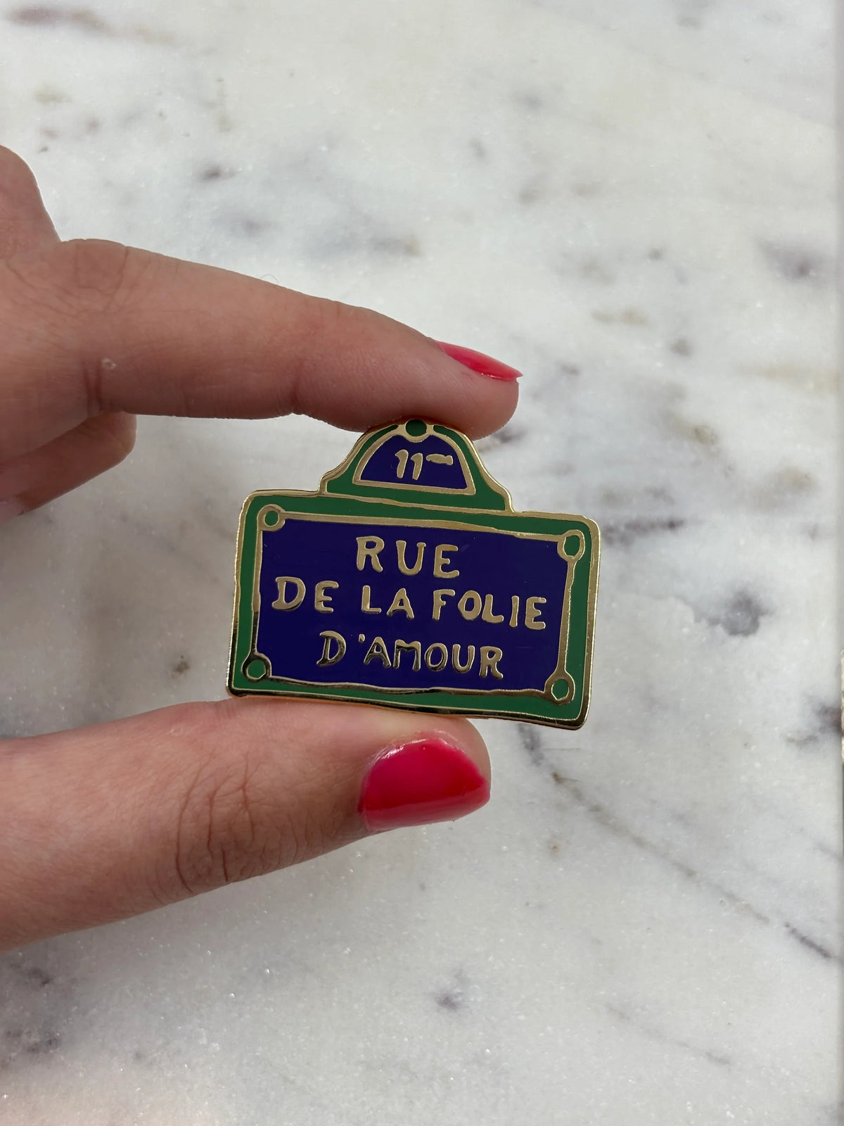 Rue de la Folie d’Amour 狂戀街牌徽章